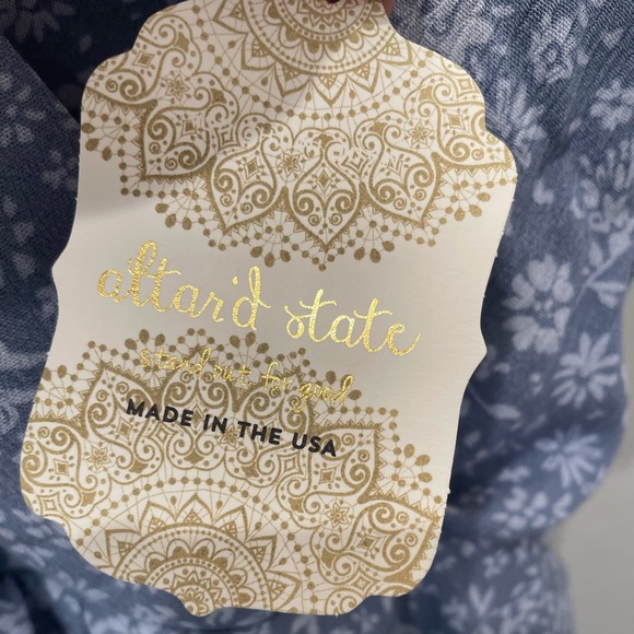 Altar’d State Floral Romper - Picture 2 of 5